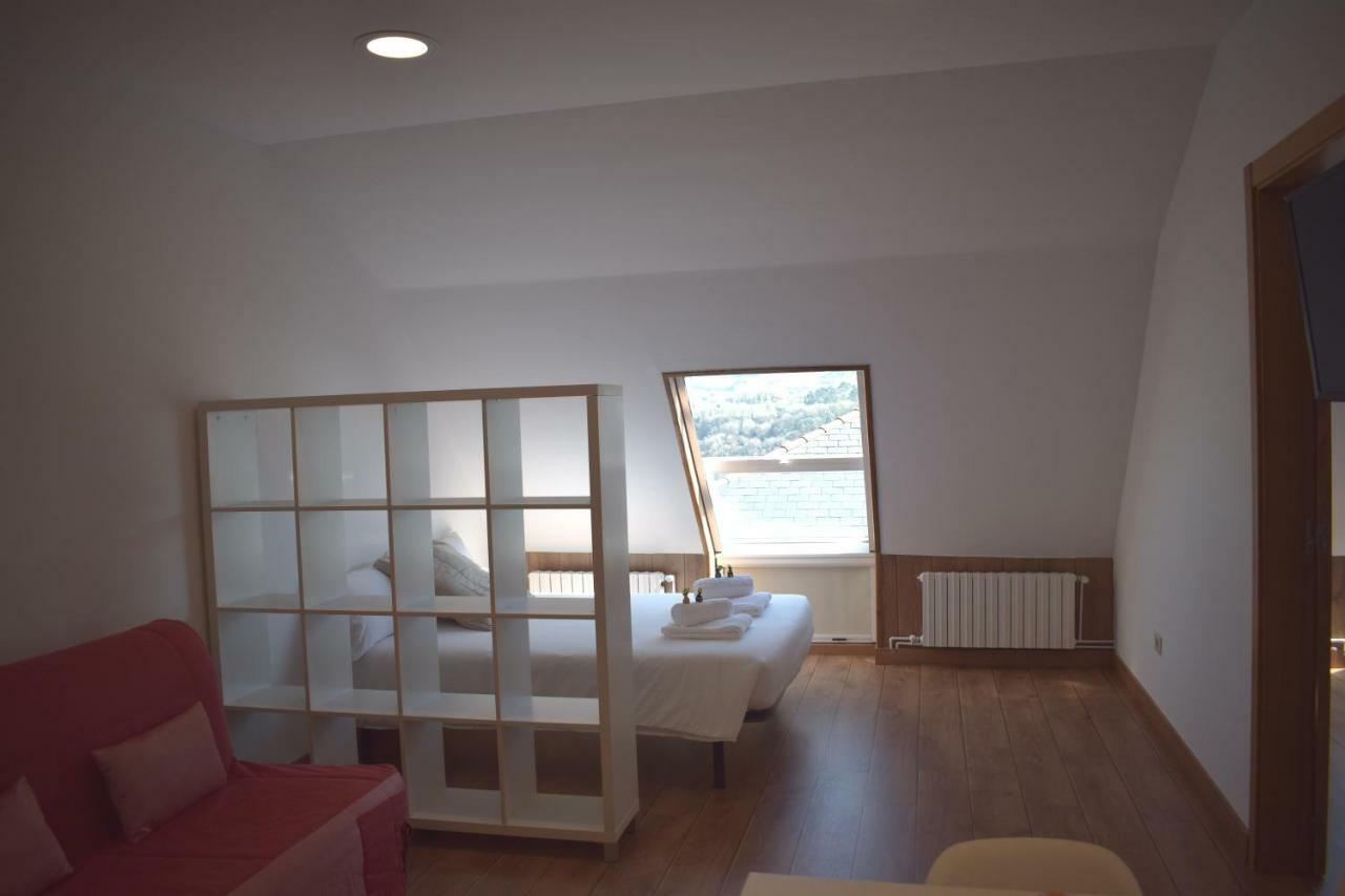 Appartement La Casa De Manuel à Portomarín Extérieur photo